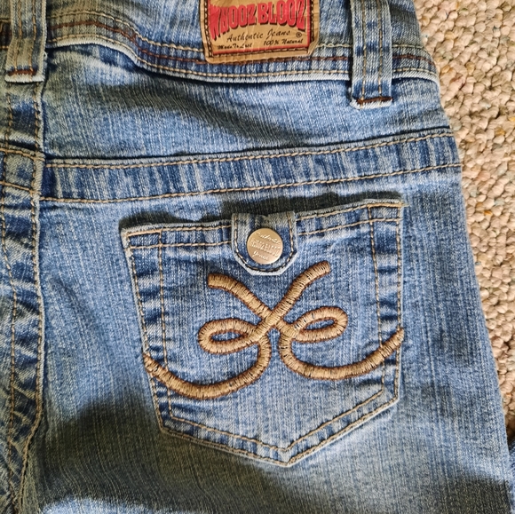 Capris - Picture 2 of 4